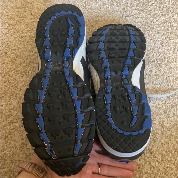 Men’s Nike Air Trail Shoes - Picture 5 of 8